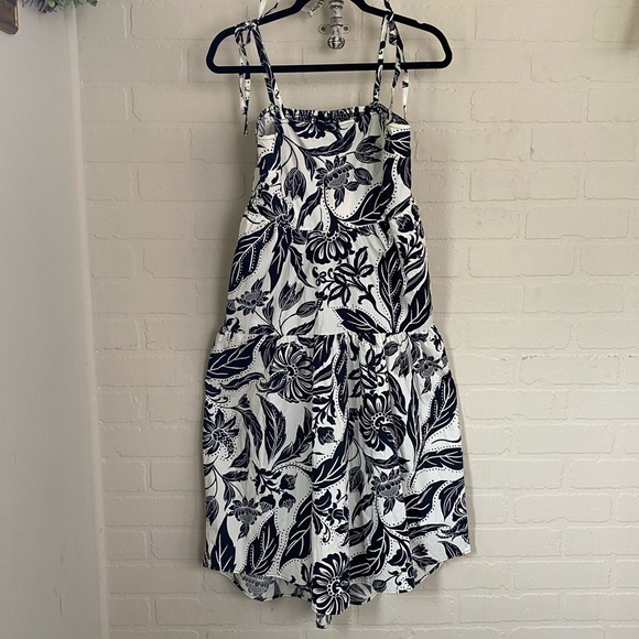 Who what wear dress midi black‎ white floral tropical NEW small - Picture 2 of 6